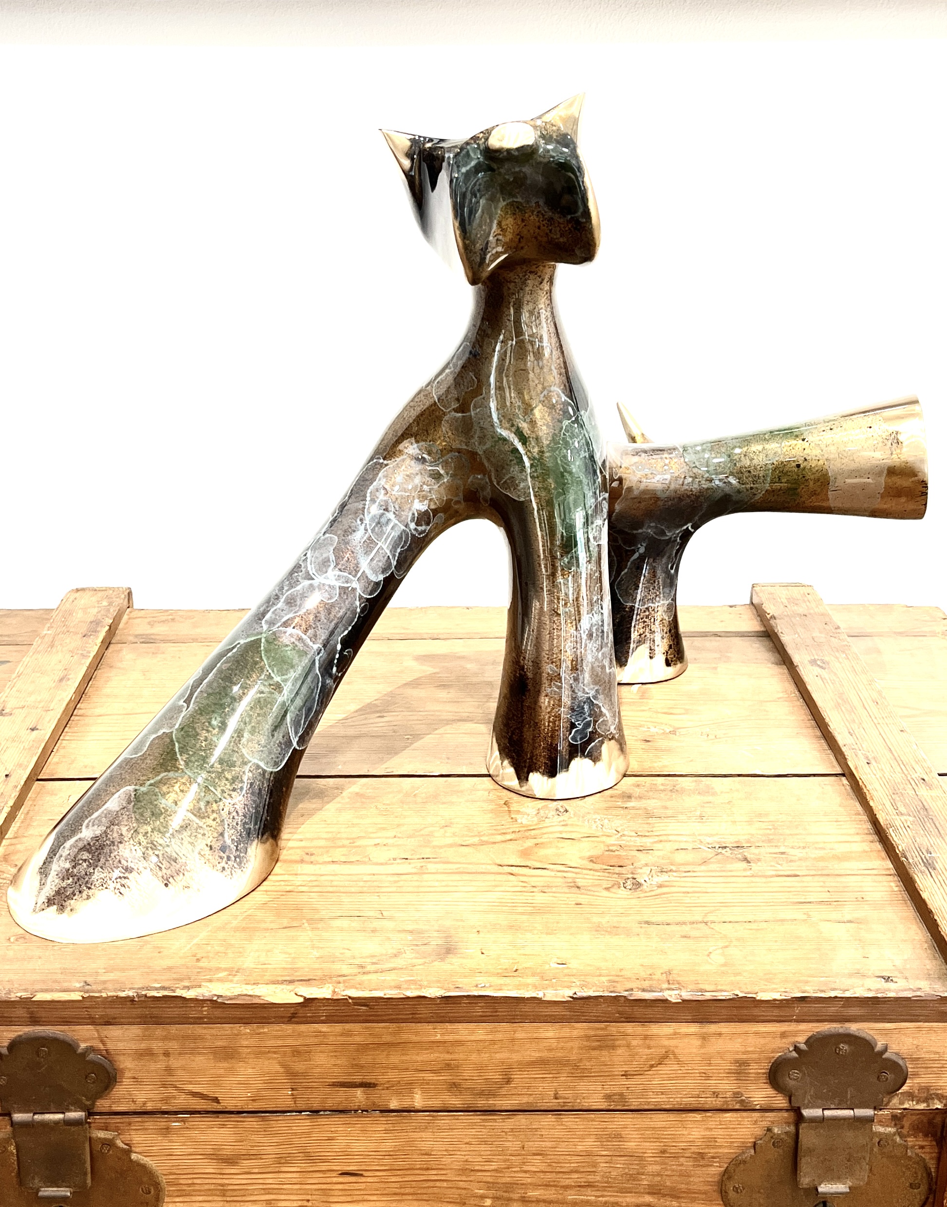 Œuvre en bronze de Lolek exposée à la Galerie Esquina à Dinan