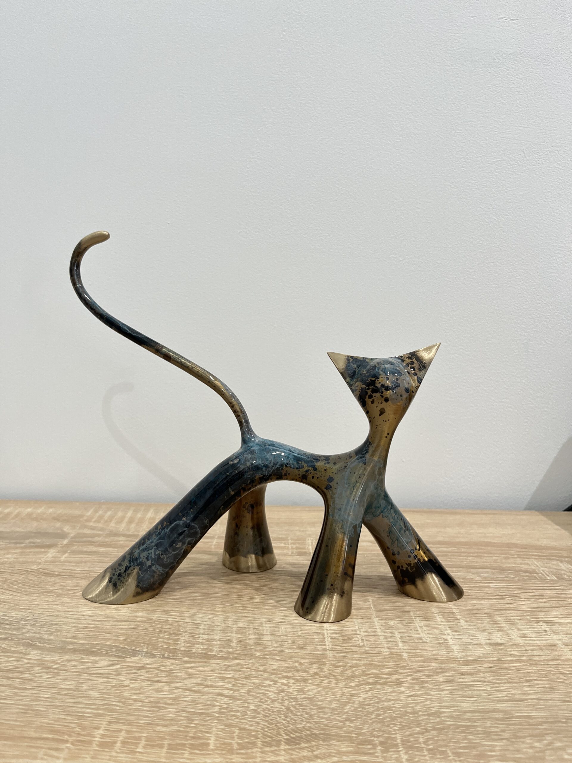 Petit Cha'classe Œuvre de Lolek exposée à la Galerie Esquina à Dinan