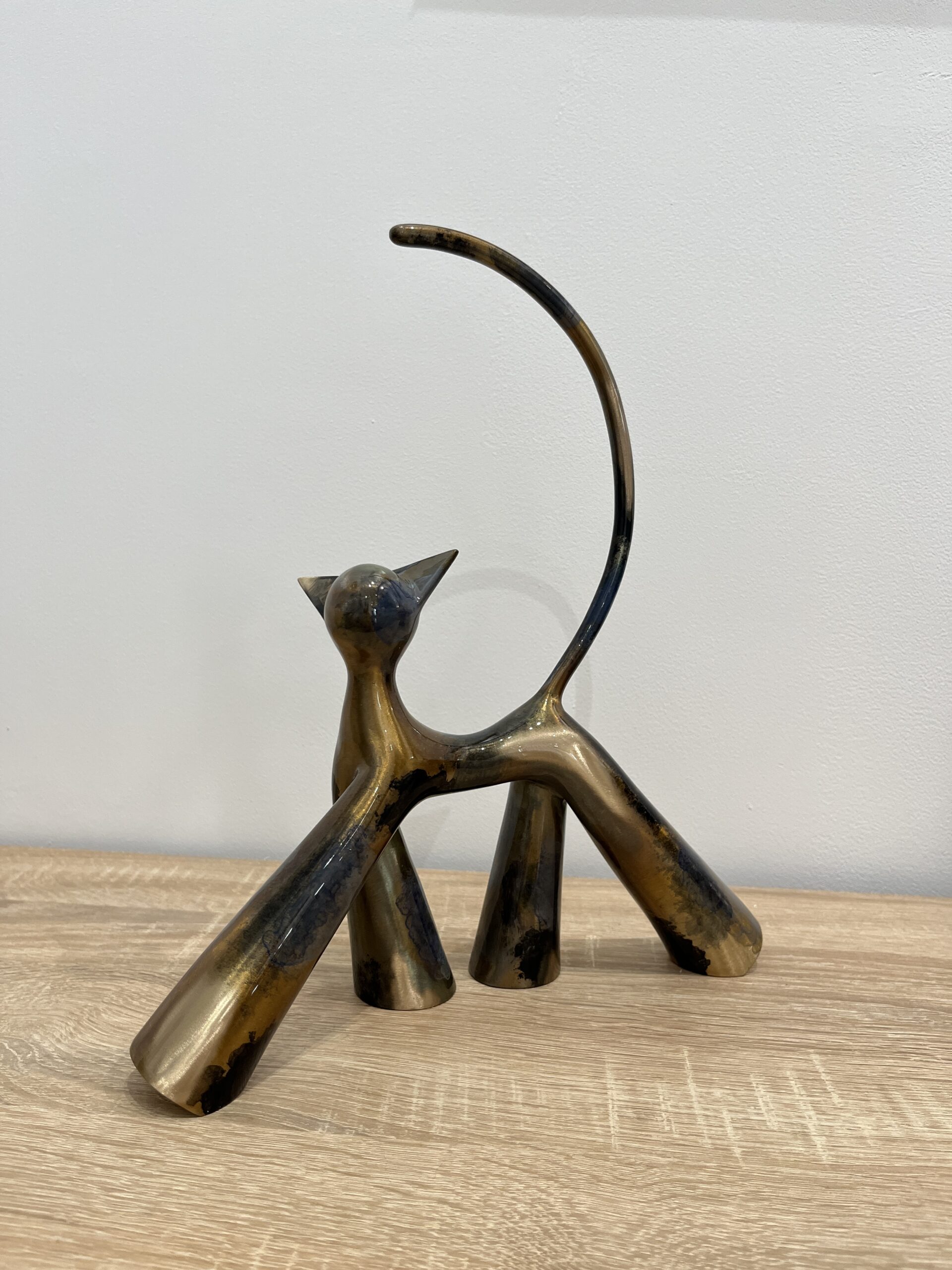 Petit Cha'marche Œuvre de Lolek exposée à la Galerie Esquina à Dinan