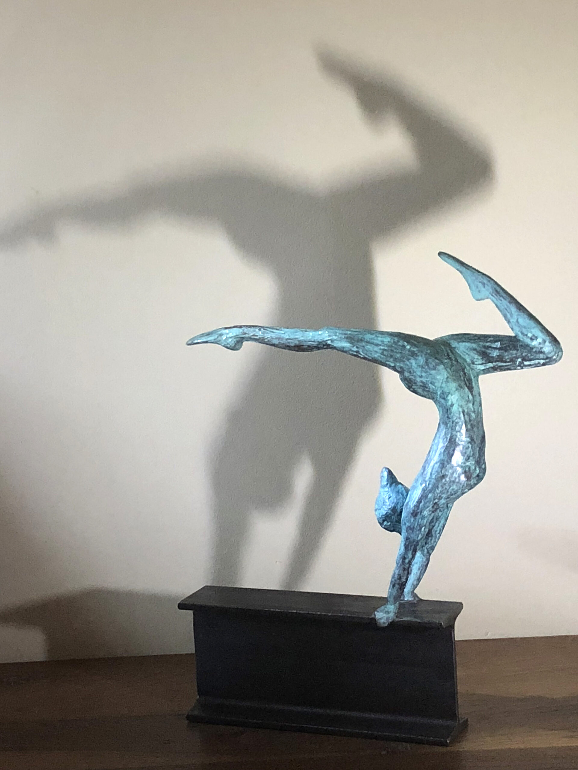 Sculpture contemporaine de Fabrice Dal'Secco exposée à la Galerie Esquina à Dinan